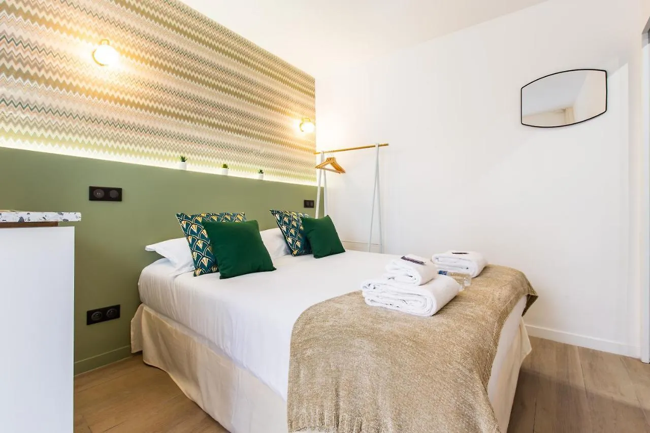 Apartman Cmg - Tour Eiffel Champs De Mars